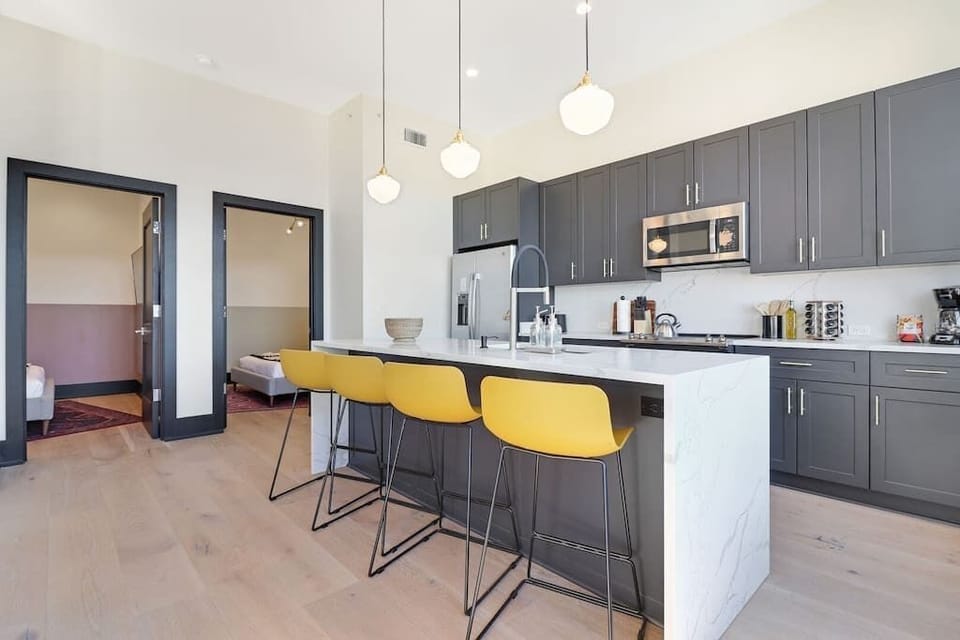 Kitchen bar has seating for 4