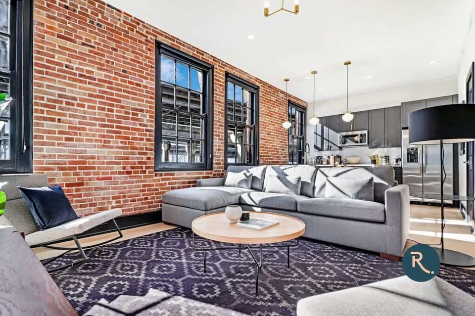 Welcome to Brassline by Roami!