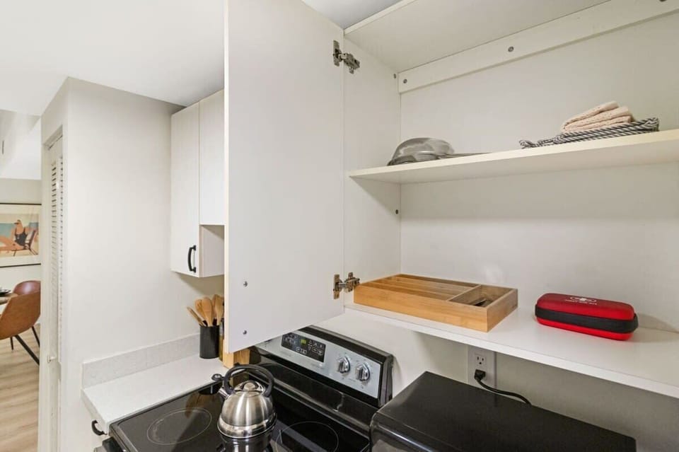 Fully-equipped kitchen