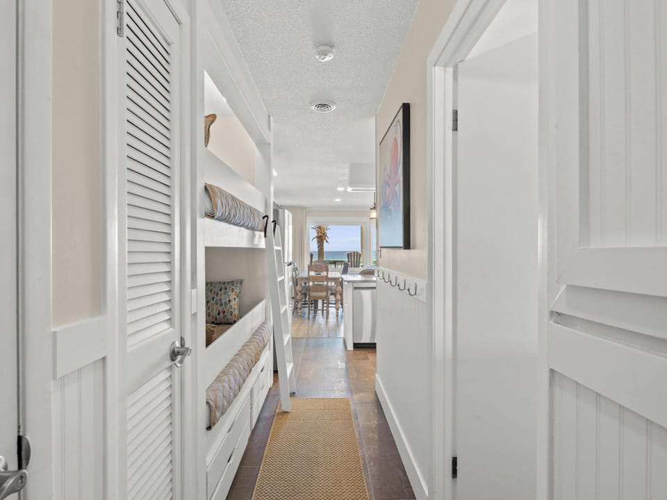 Hall - Twin/Twin Bunk