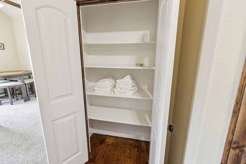 Shelf, Cupboard, Furniture, Hardwood, Indoors