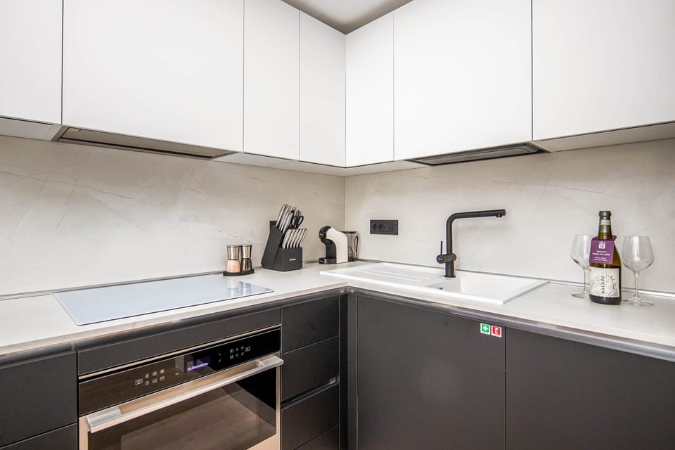 State of the Art Fully Equipped Kitchen