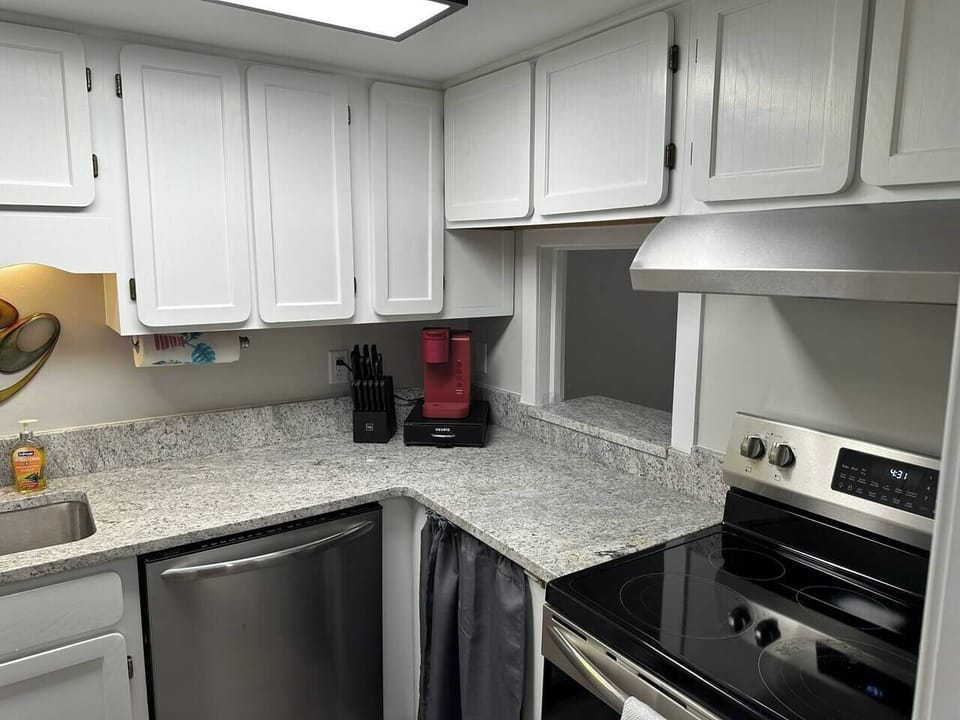 Kitchen (1)