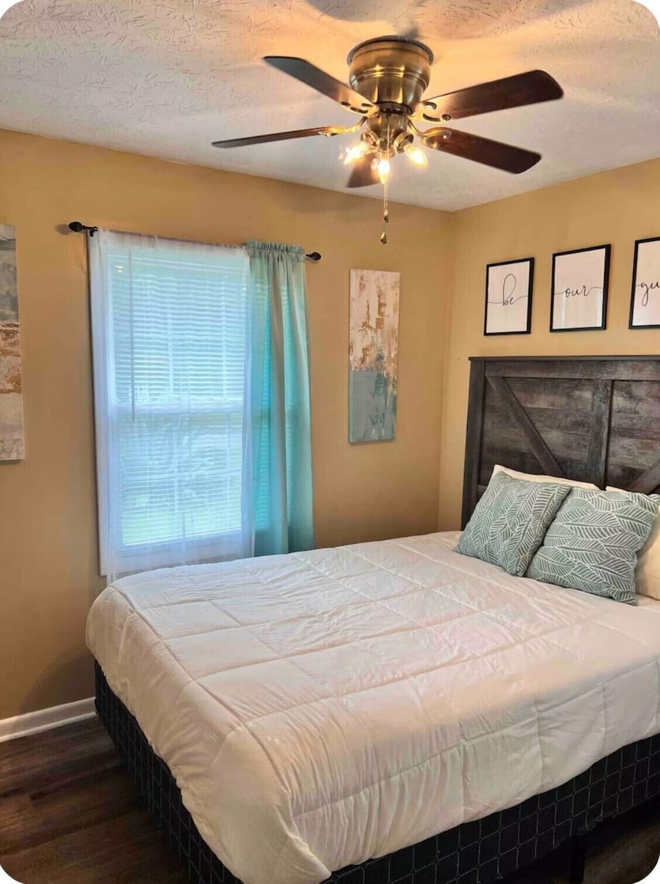 Queen bedroom