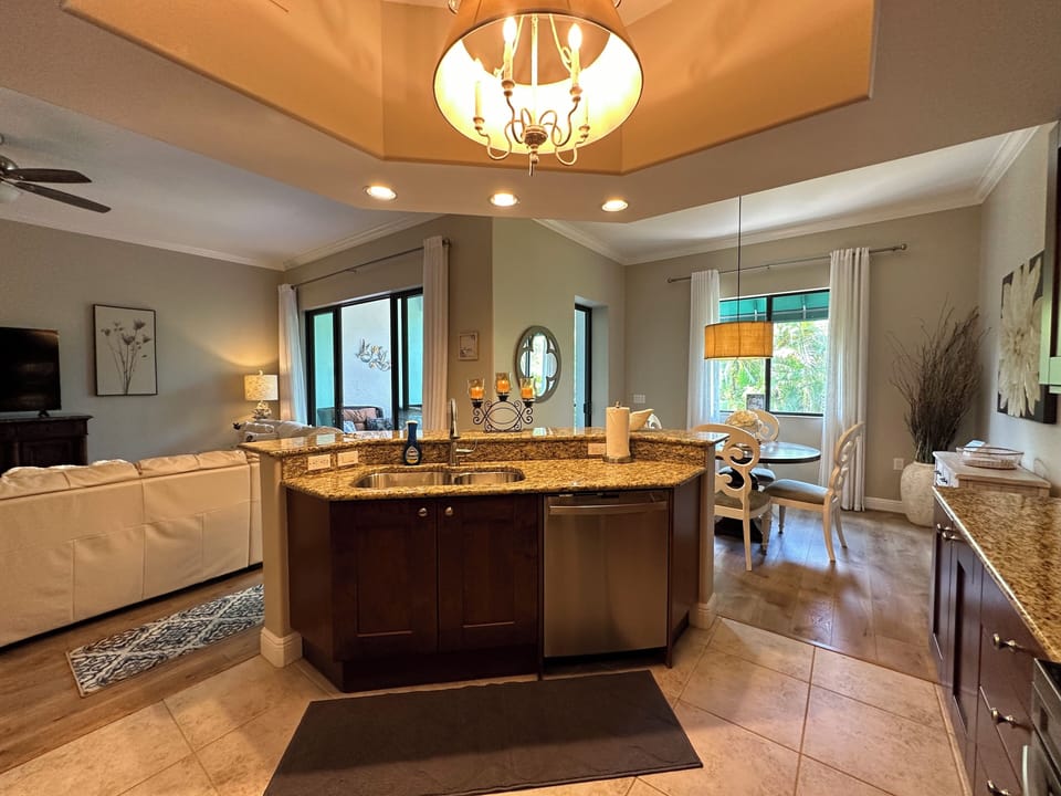 Kitchen to lanai and dining area
