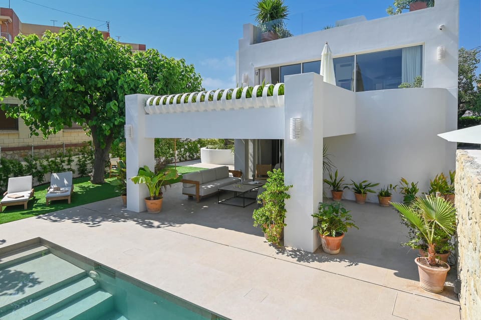 with private pool and terrace