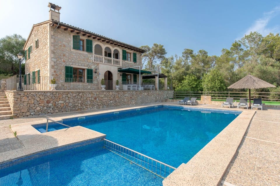 Holiday Home Swimming Pool