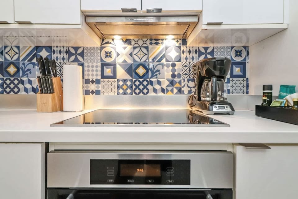 Fully-equipped kitchen