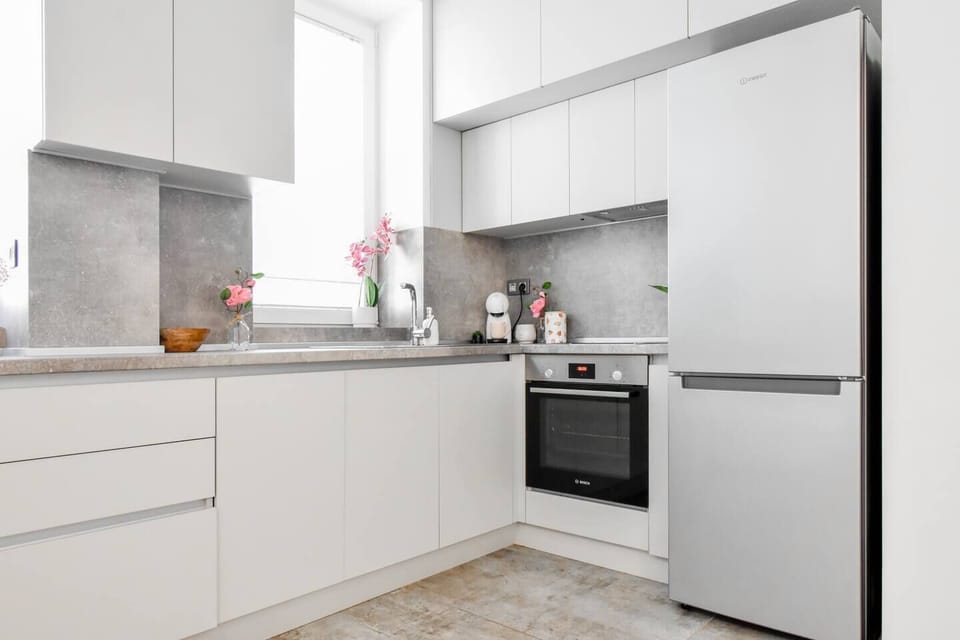Cook up a storm in your modern, fully equipped kitchen. Book to enjoy a true home-away-from-home experience!