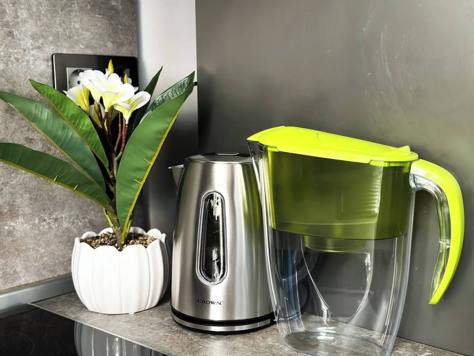 Fresh, filtered, and fabulous. Stay hydrated in style – book now!