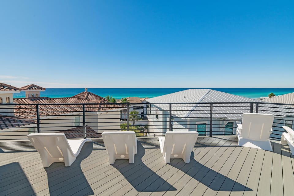 El Cielo - Seacrest - Fourth Floor - Outdoor Living Area