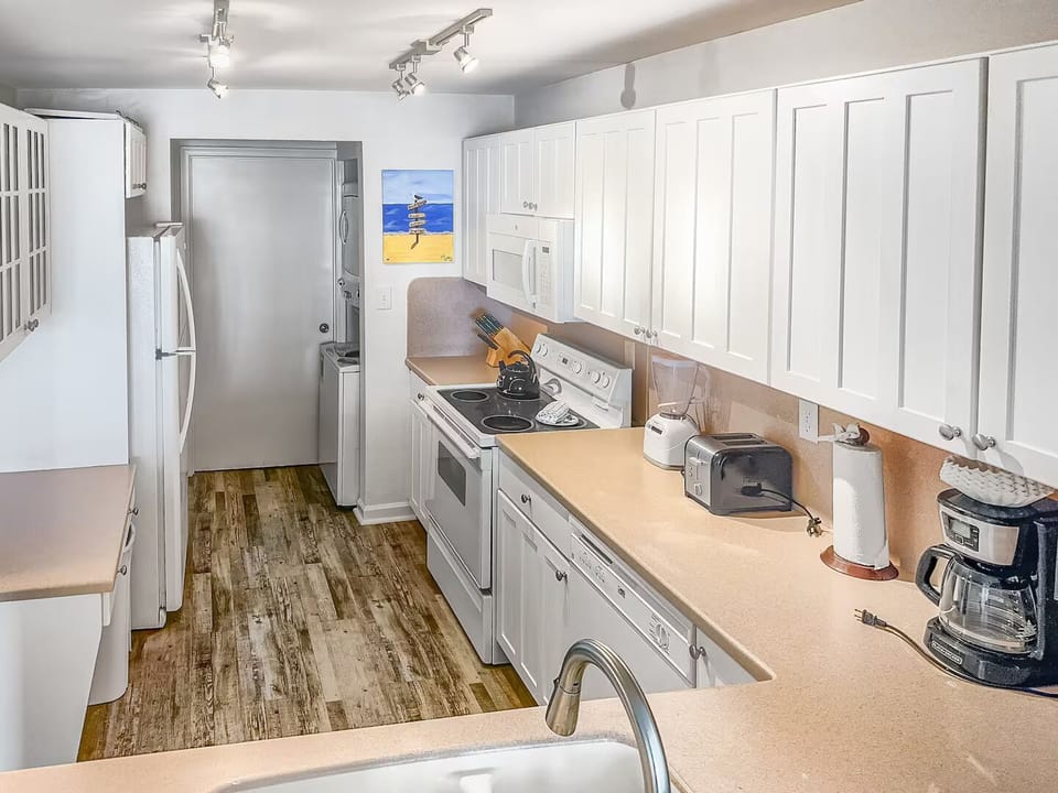 Enjoy cooking while on vacation—rent this property and make yourself at home!
