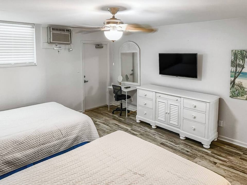 Bedroom 2; 2-Queen-size beds. Equipped with a working space too!