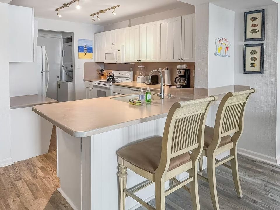 Love to cook?  This fully equipped kitchen is waiting for you.