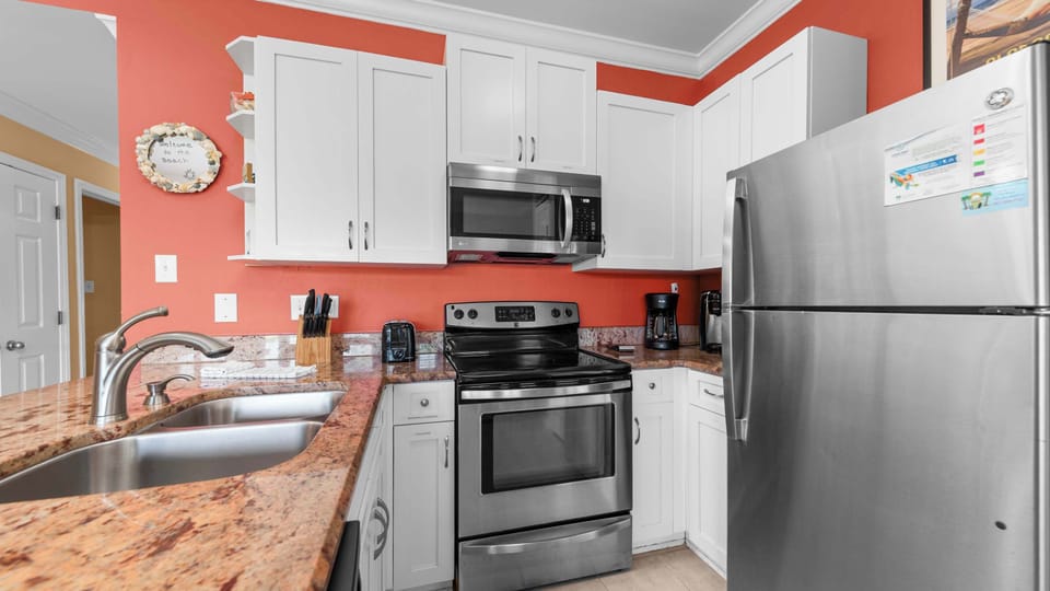 From coffee to crudité to créme brulée, you can whip up any size meal in this kitchen. 