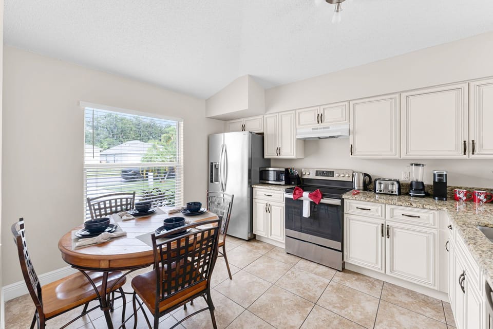 7-web-or-mls-7-web-or-mls-2520 Chatham Cir-Kissimmee, FL 34746 - 07.jpg