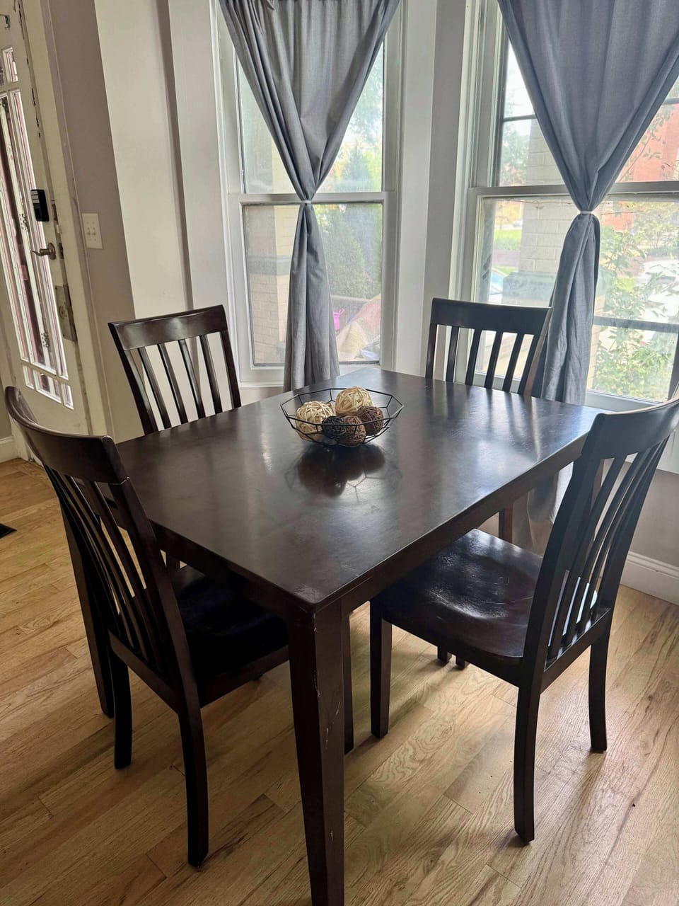 Experience fine dining in style at this well-lit dining room, located near some of Columbus’s best restaurants in the German Village.