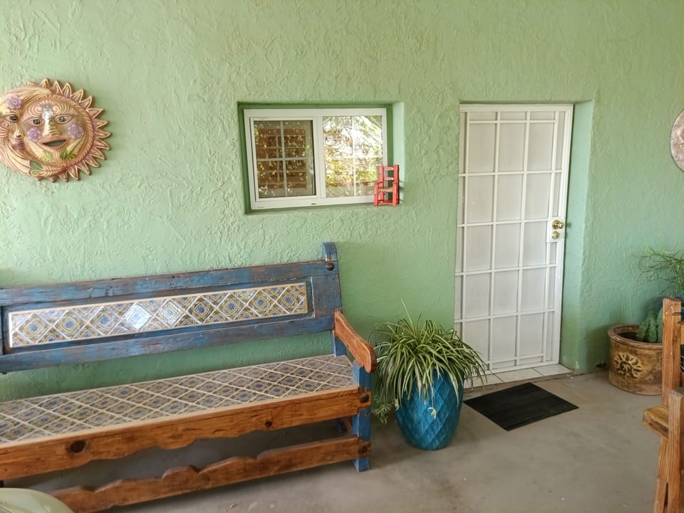 Come enjoy this sweet home in a special part of the world!
