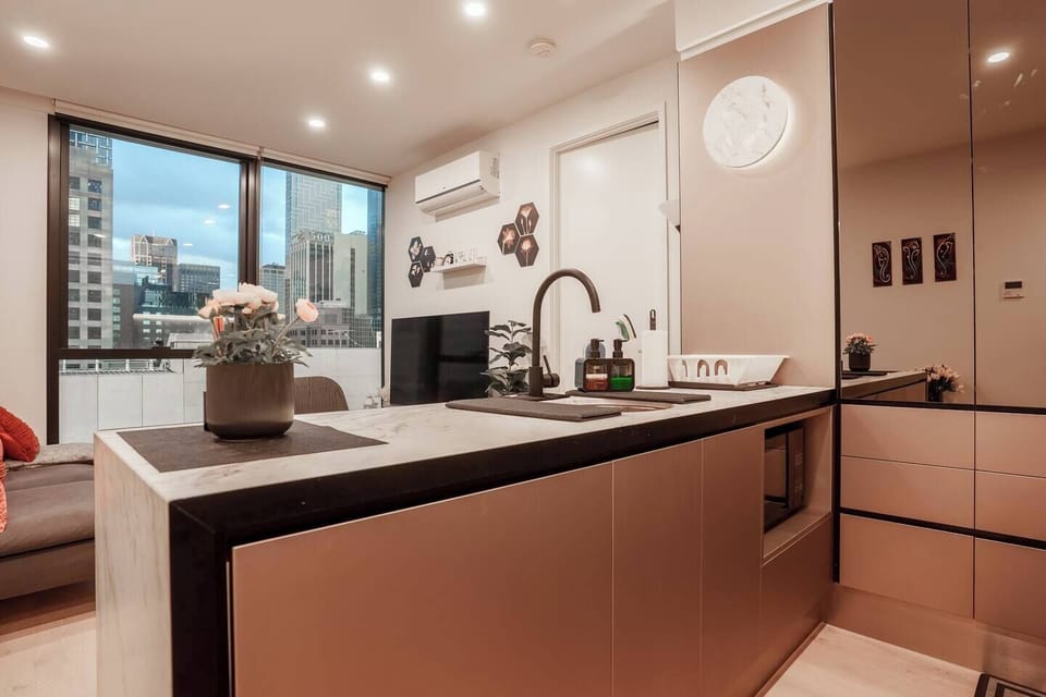 Kitchen (2)