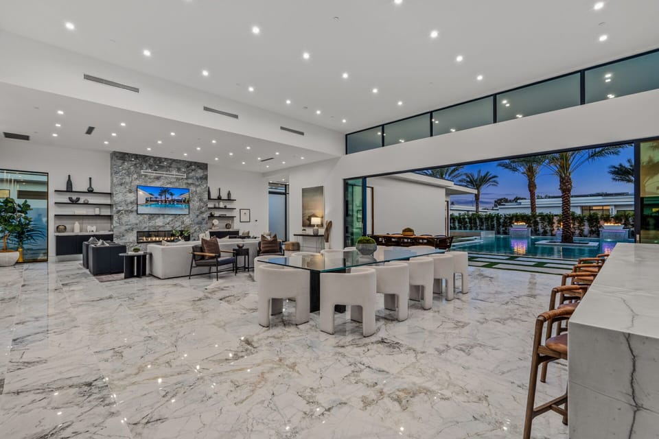 Lobby.
