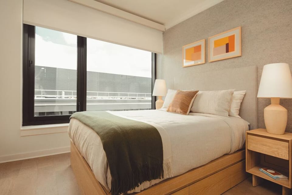 Unit with 2 Queen beds