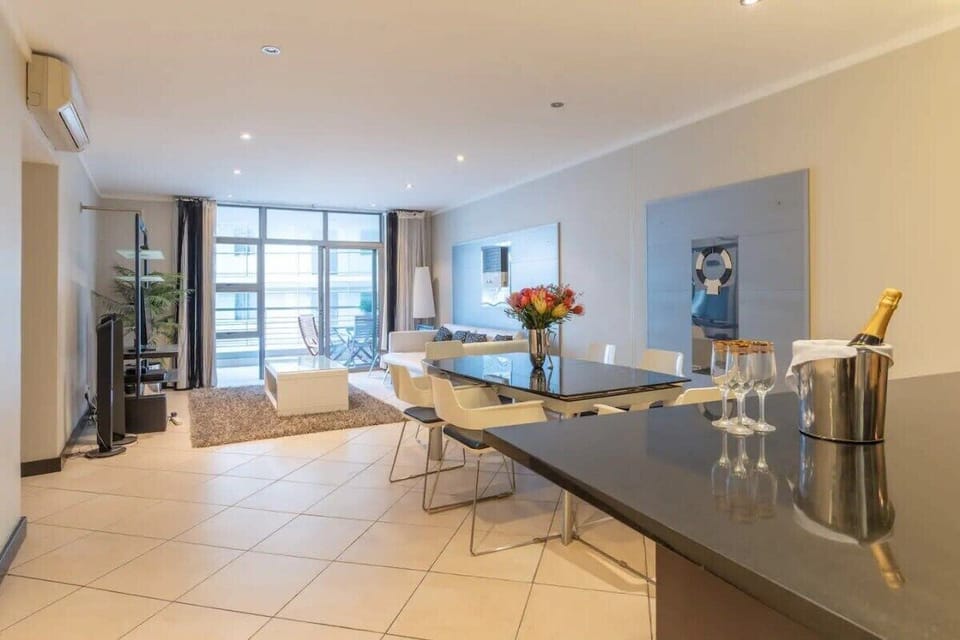 Family recoup apartment with pool + wifi (8048)
