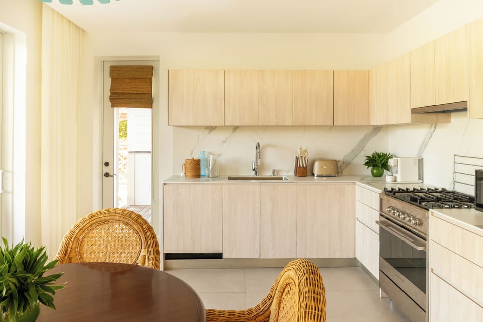 Coral Sands - Bret_s House 1