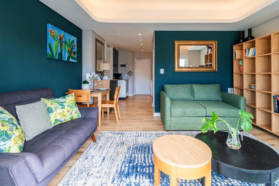 Sophisticated City Living on Loop Street (29365)