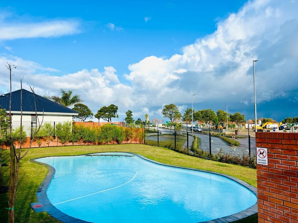 Spacious & Central George Getaway at 1 on York (28374)