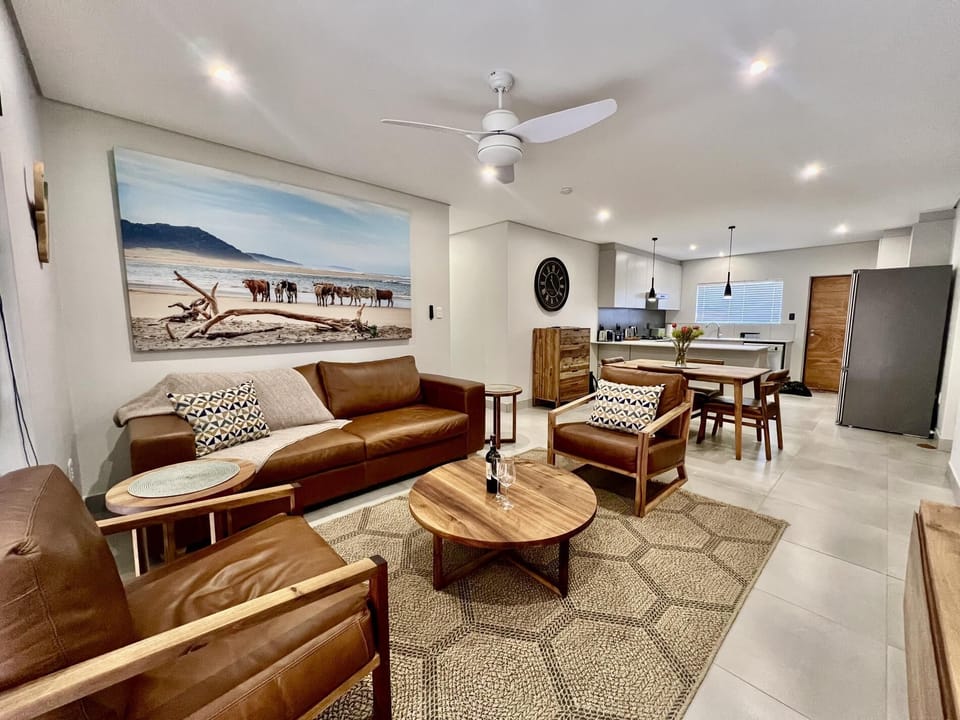 Spacious & Central George Getaway at 1 on York (28271)