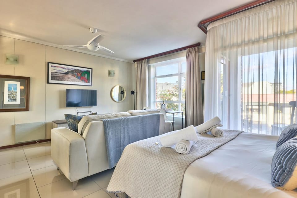 City Studio - Central & Convenient Location (28546)