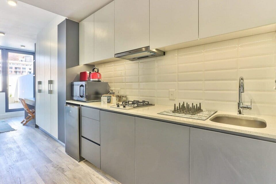 Mountain Views Studio In an Artistic Neighborhood (4296)