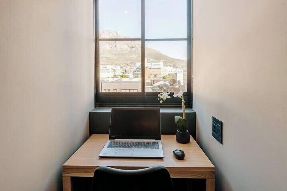 Zoom Room - Communal Space