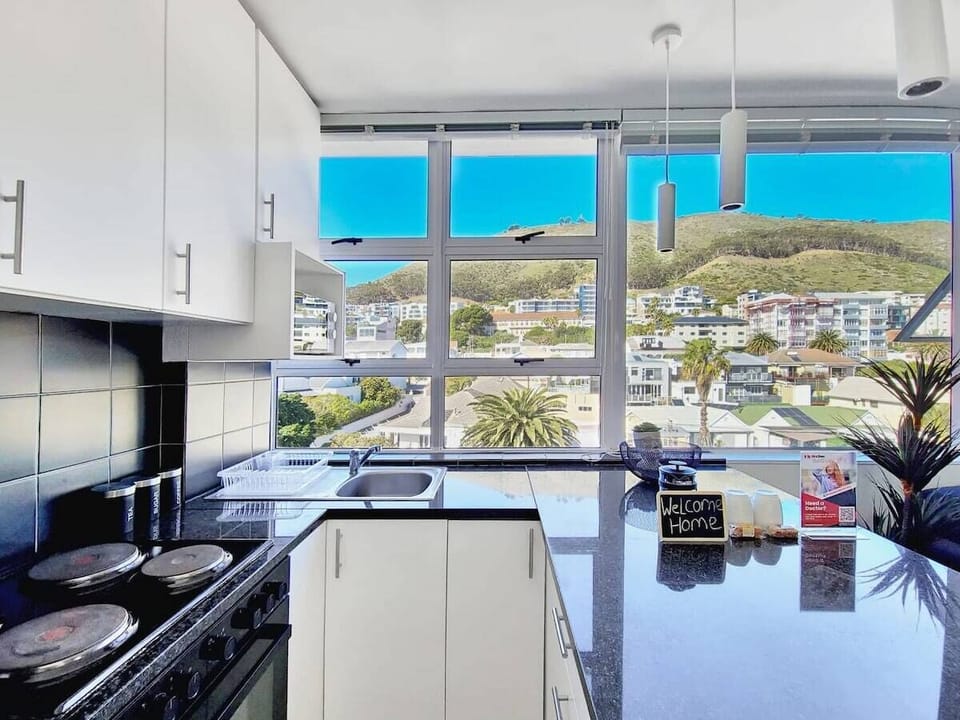 Stylish Sea Point Getaway  Secure & Scenic (9841)