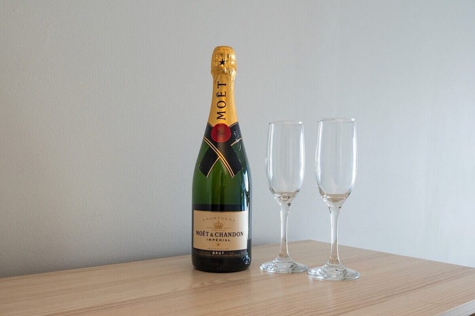 Studio Apartment in Loop street with city views (11603)