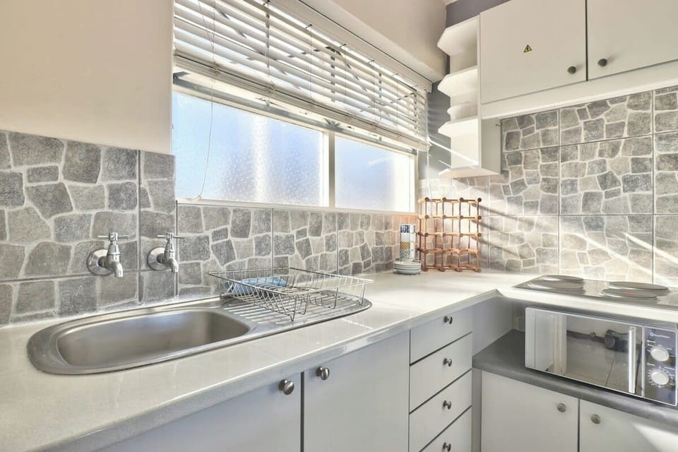 Sunny beautiful studio with AC and Balcony (22992)