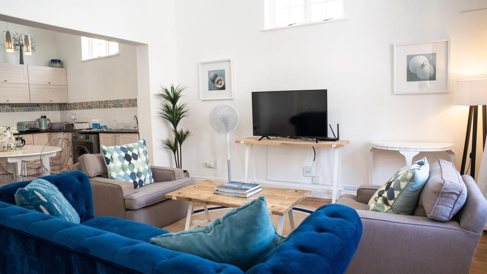 Dalebrook Place - Unit 5 (33953)