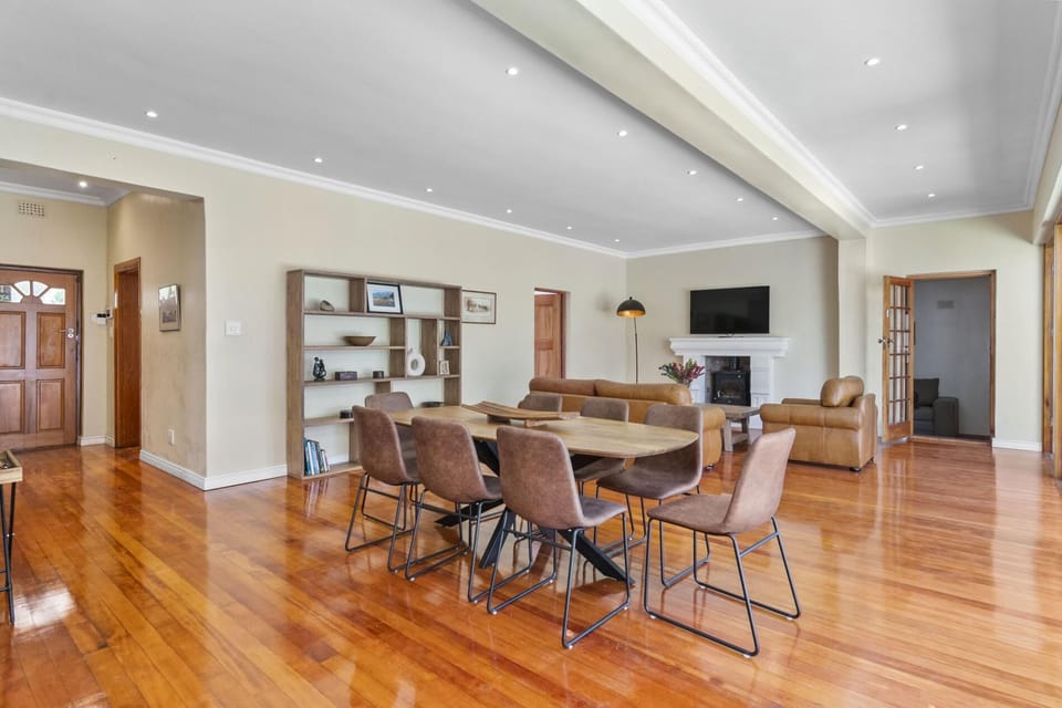 Spacious Claremont Home with Pool & Fireplace (27267)