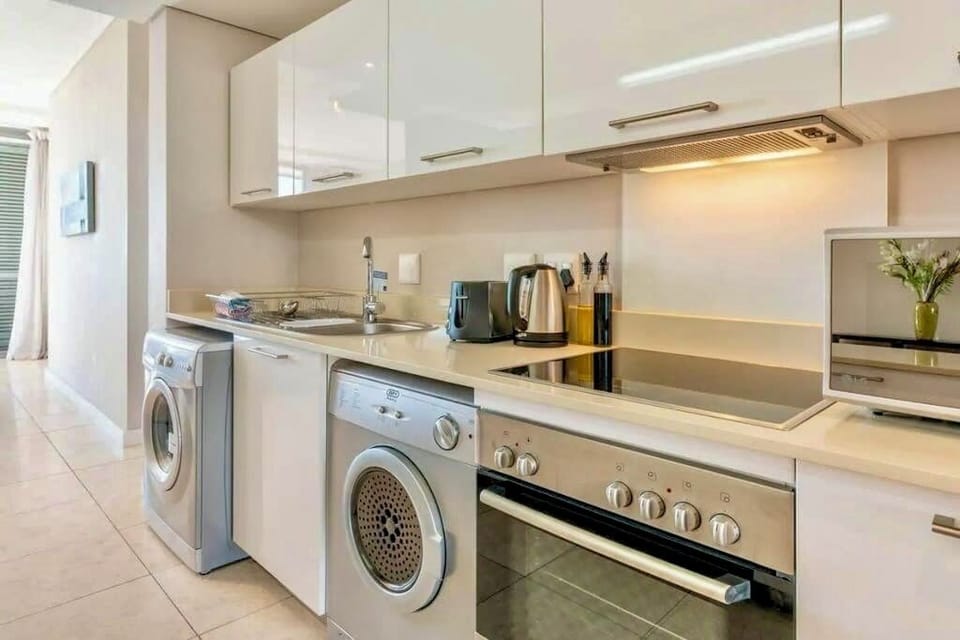 2BR Family Apartment near Waterfront (36823)