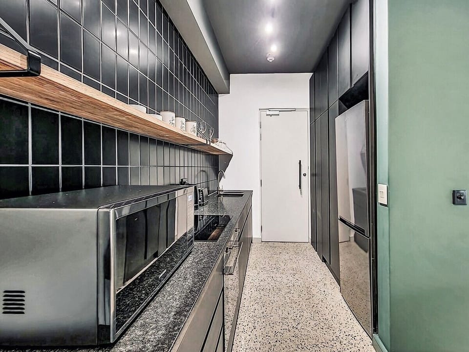 Central City Gem – Ideal for Solo Travelers (28593)