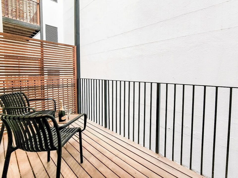 Central City Gem – Ideal for Solo Travelers (28600)