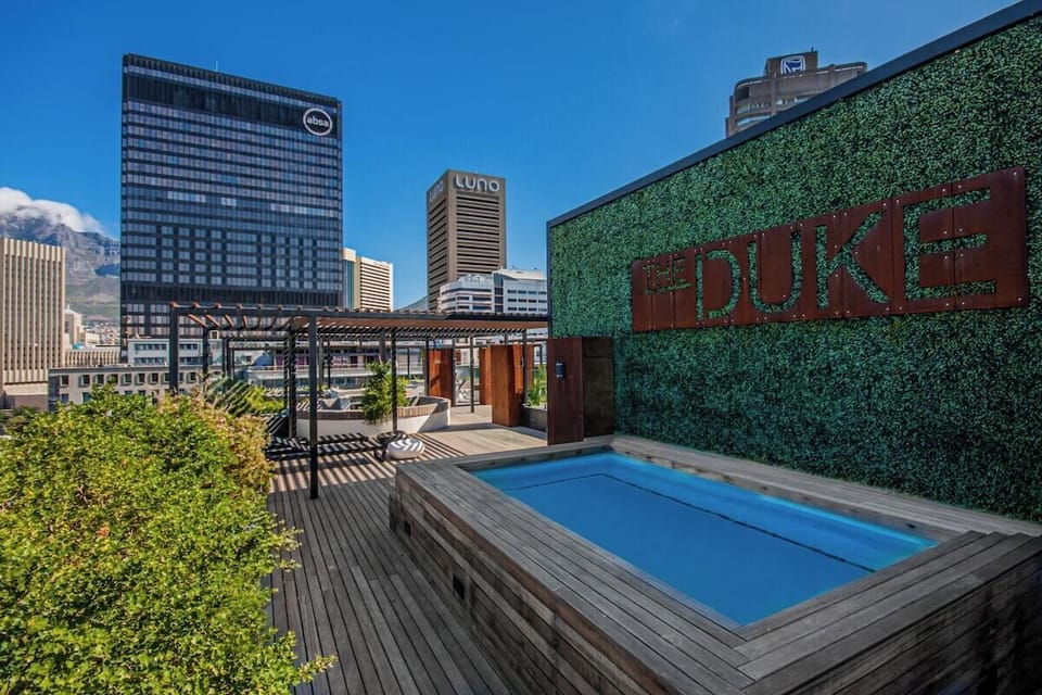 Communal Rooftop pool