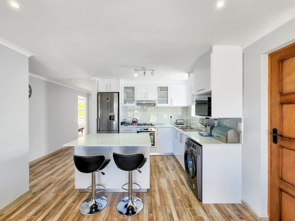 Modern, newly renovated kitchen with all the essentials