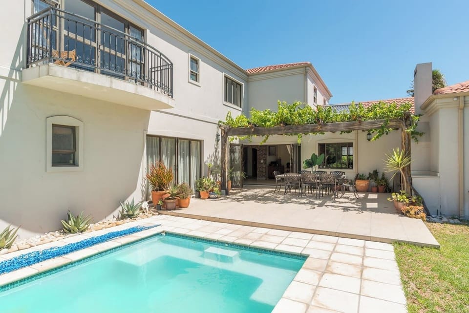Sunset Beach Family Retreat (23752)
