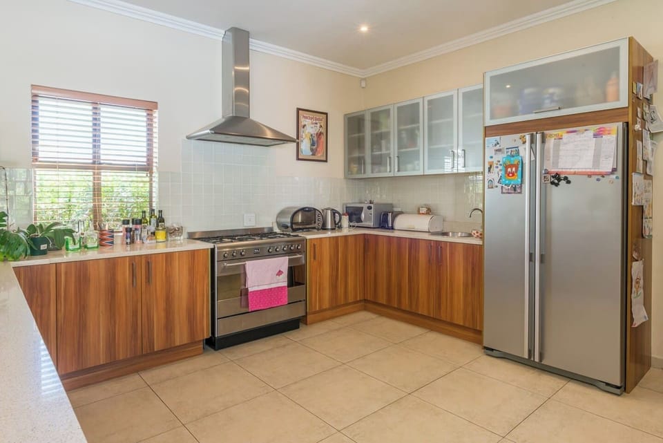 Sunset Beach Family Retreat (23761)