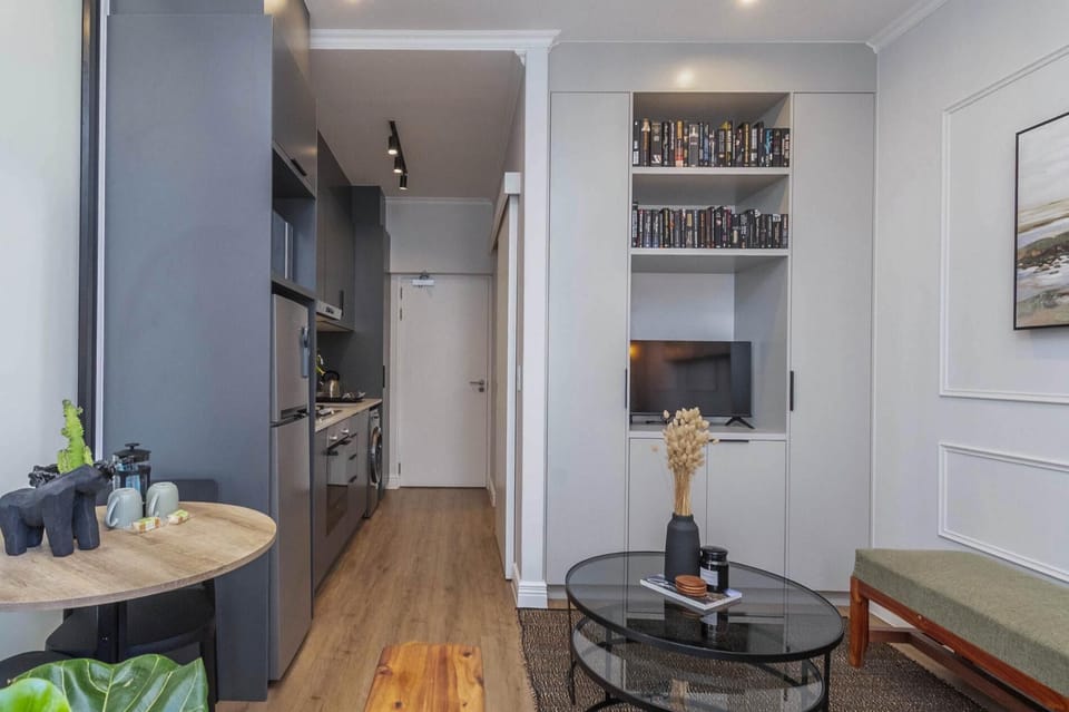 Venice House  1-Bedroom City Apartment (27577)