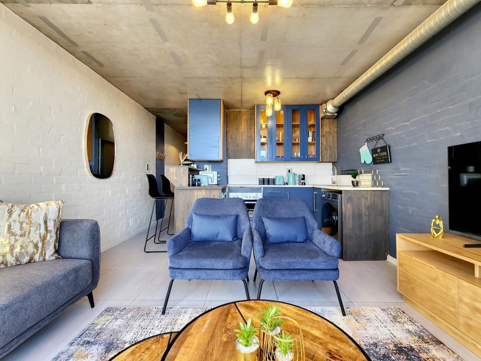 Stylish 1-Bed at The Hub w/ Rooftop Gym & Parking (28061)
