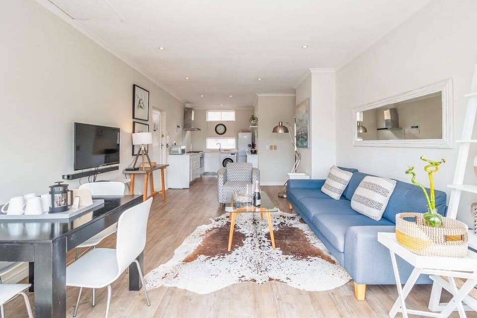 Green Point Living with Stadium View (11672)