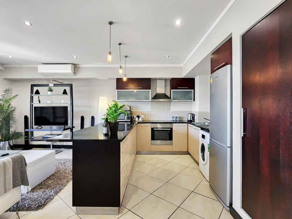 Central Cape Town Stay at The Icon (27322)