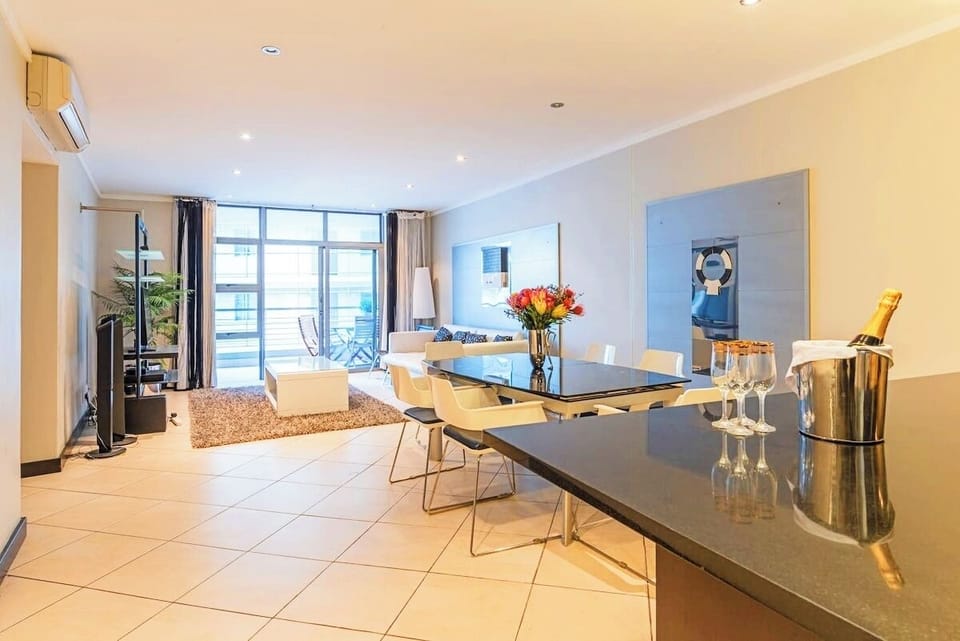 Peaceful Condo near the V&A Waterfront with views (36668)